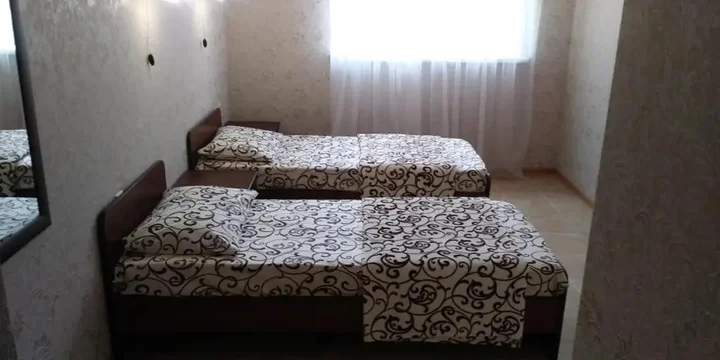 Сукко: Formula Guest House