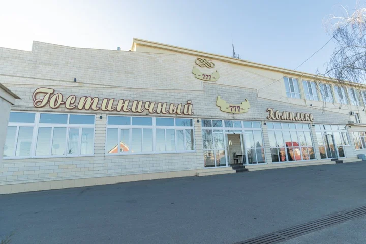 Выселки: Гостиничный комплекс 777