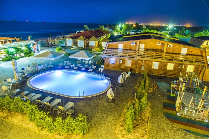 Голубицкая: Гостиничный Комплекс FamilySpaResort