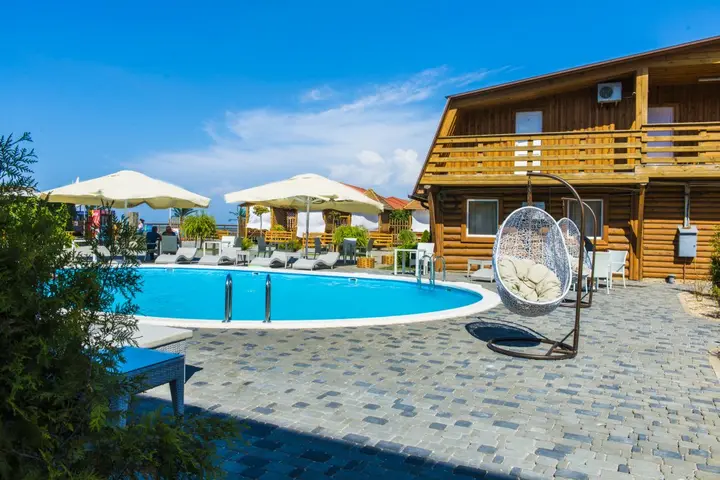 Голубицкая: Гостиничный Комплекс FamilySpaResort