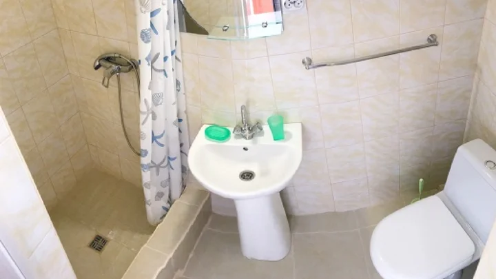 Голубицкая: Guest house Raduga