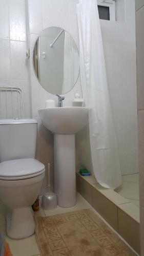 Голубицкая: Guest house Raduga