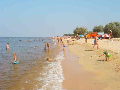 Голубицкая: Guest House Karavella