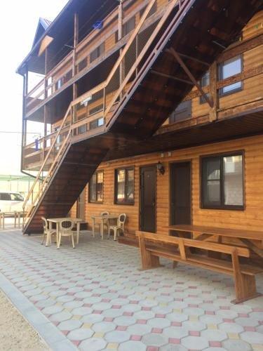 Голубицкая: Guest House Lika