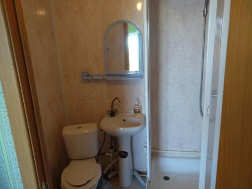 Голубицкая: Guest House Morskaya 2/2