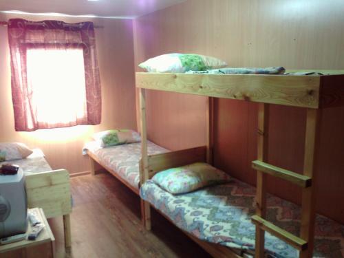 Голубицкая: Guest House Uyut