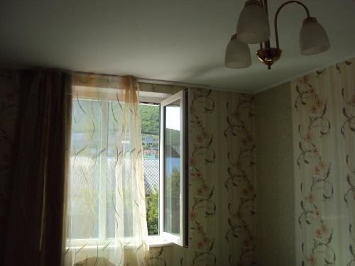 Сукко: Guest House V dolinie roz