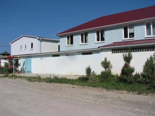 Сукко: Guest House V dolinie roz