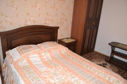 Голубицкая: Guesthouse Nadezhda