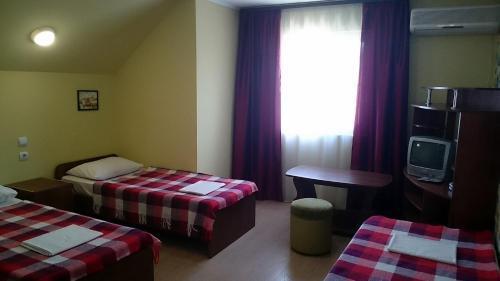Должанская: Hotel Azovskaya Rusalochka