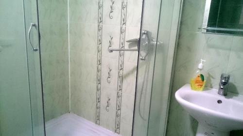 Должанская: Hotel Azovskaya Rusalochka