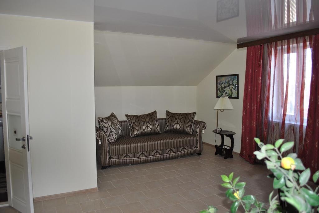 Ейск: Karmen Guest House