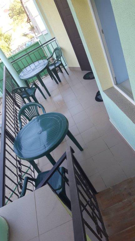 Черноморское: Mini-Hotel Chernomorets