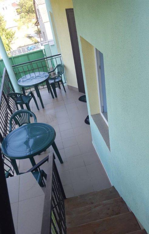 Черноморское: Mini-Hotel Chernomorets