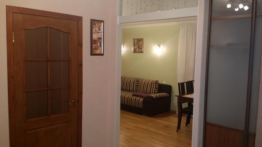 Нижний Новгород: Gorkogo Apartment