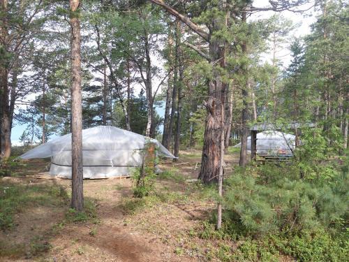 Усть-Баргузин: Yurta U Pavla