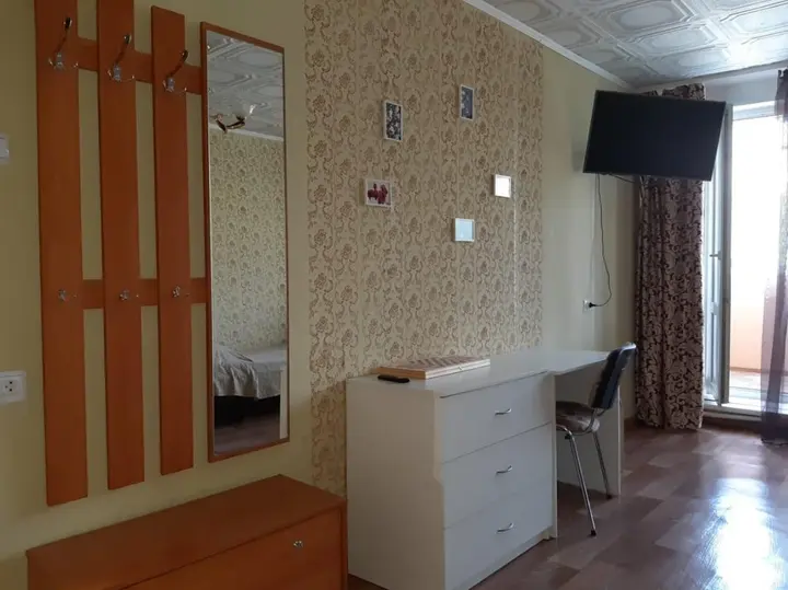 Айхал: Astoria on str. Kadzova, bld. 1