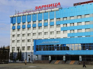 Мирный: Азимут Отель Мирный