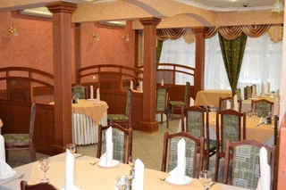 Мирный: Азимут Отель Мирный
