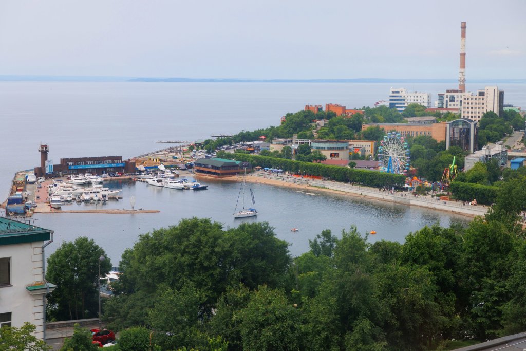 Владивосток: Отель Экватор