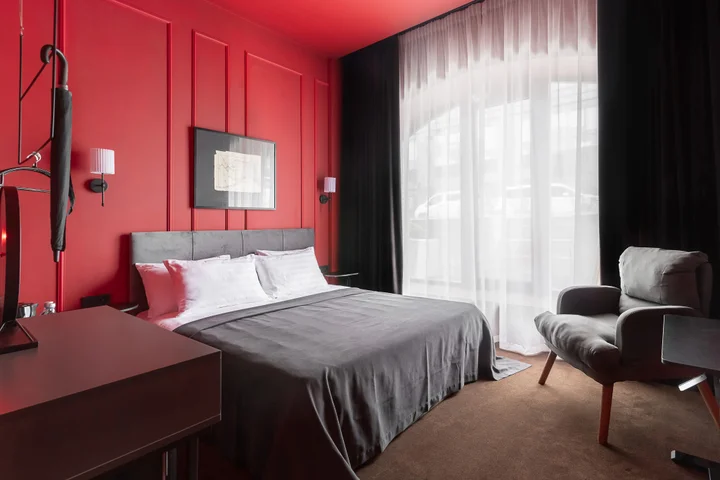 Владивосток: Апартаменты Red room в NikolaevBuilding