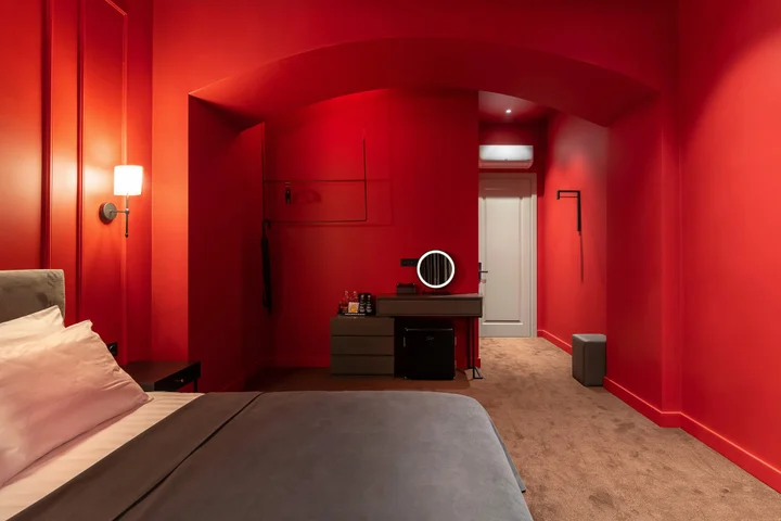 Владивосток: Апартаменты Red room в NikolaevBuilding