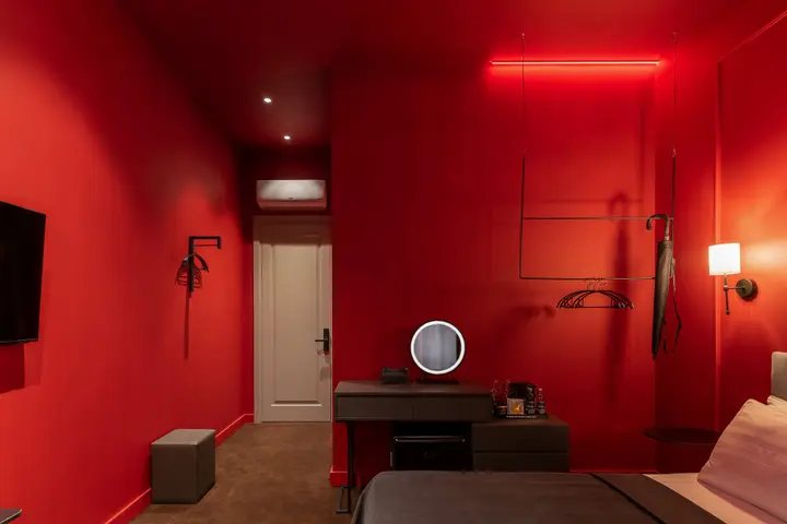 Владивосток: Апартаменты Red room в NikolaevBuilding