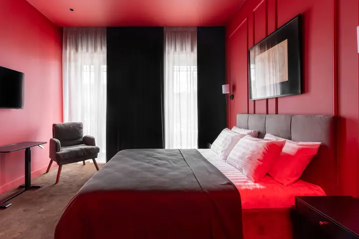Владивосток: Апартаменты Red room в NikolaevBuilding