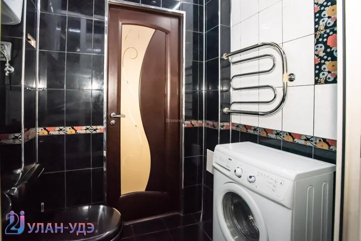 Улан-Удэ: 2U (Ту Ю) на Смолина 54Б