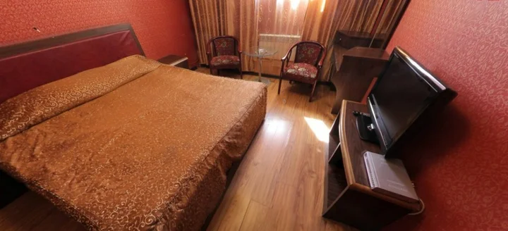 Улан-Удэ: Solnechnyij Ostrov Hotel