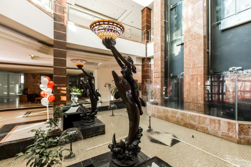 carousel image 1
