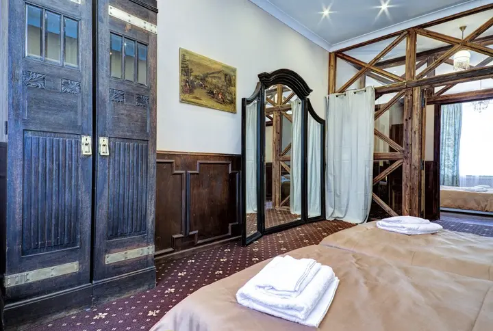 Москва: Апартаменты uTrip Antique Red