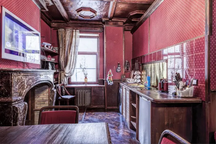 Москва: Апартаменты uTrip Antique Red