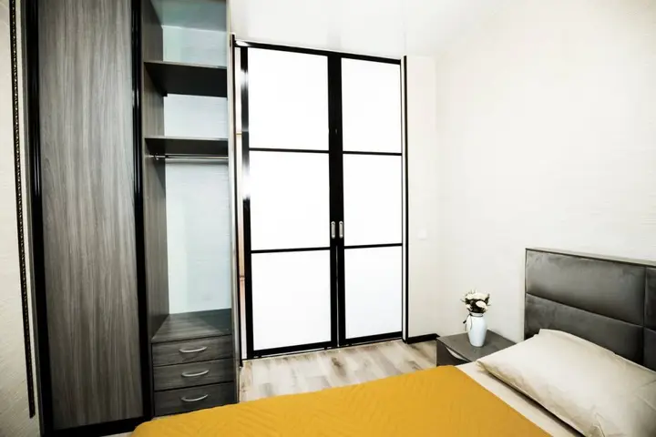 Pritomskij 7/7 Dvuhkomnatnye apartamenty biznes-klassa s vidom na Tom' — фото 3