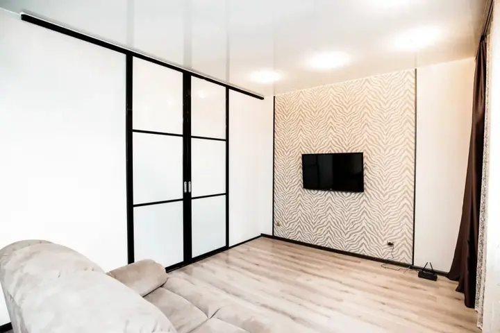 Кемерово: Pritomskij 7/7 Dvuhkomnatnye apartamenty biznes-klassa s vidom na Tom'