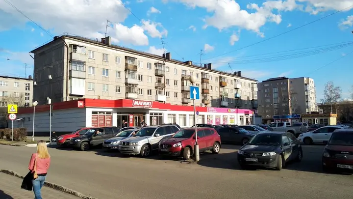 Новокузнецк: Апартаменты Апарт Инн Спартака 18 / 3-комнатные / 3 этаж