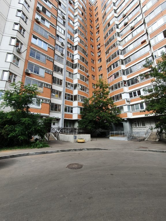 Москва: Квартира рядом с клиникой Федорова Уютный Дом