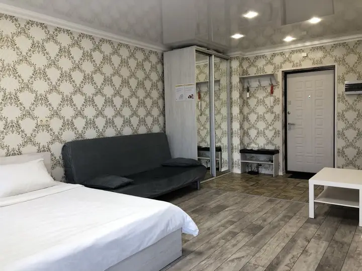 Апартаменты RentHouse на Архитектора Гайнудинова 26 — фото 2