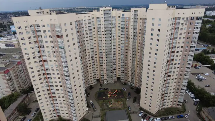 Саратов: Апартаменты Loft Apartment/30A Lunnaya