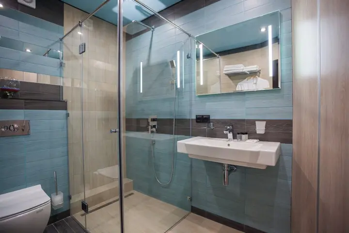 Саратов: Апартаменты Loft Apartment/30A Lunnaya
