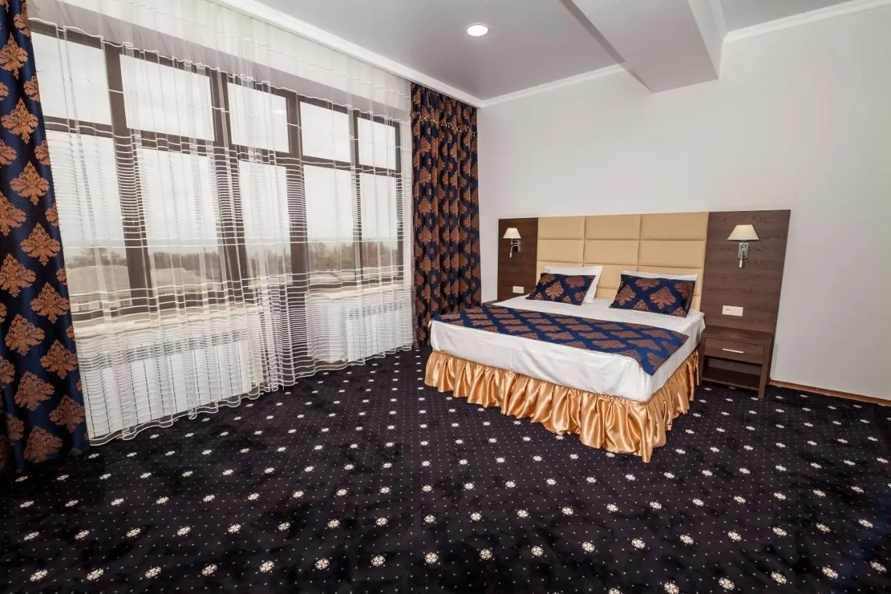 Махачкала: Central City Hotel Makhachkala