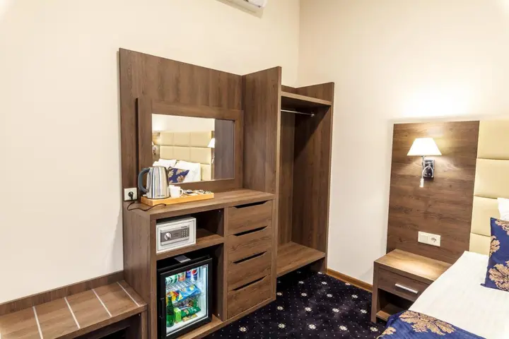 Махачкала: Central City Hotel Makhachkala