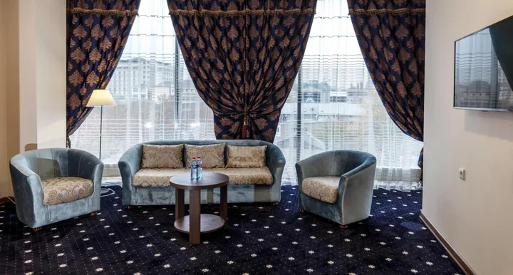 Махачкала: Central City Hotel Makhachkala