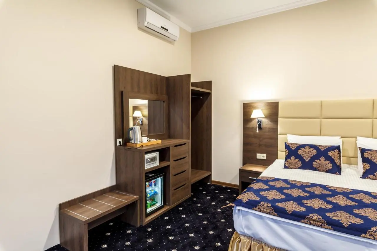 Махачкала: Central City Hotel Makhachkala