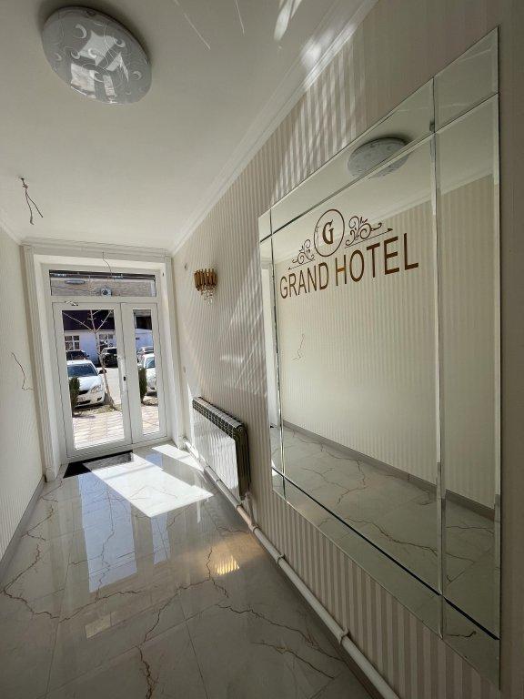 Отель Grand hotel — фото 2