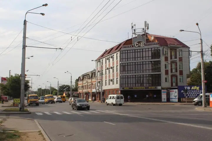 Махачкала: Отель Петровск