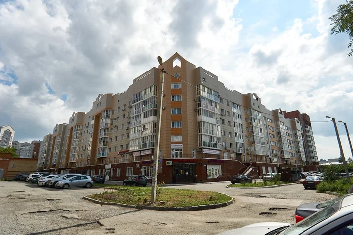 Омск: Апартаменты Loft Delux on Maslenikova 78