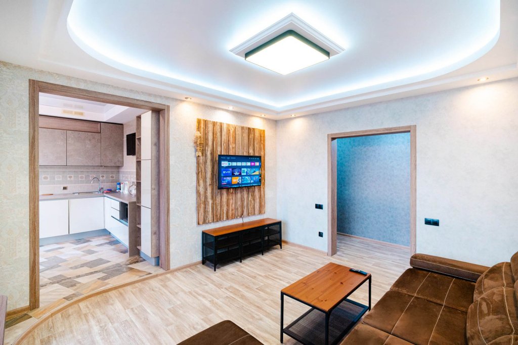 Омск: Апартаменты Loft Delux on Maslenikova 78