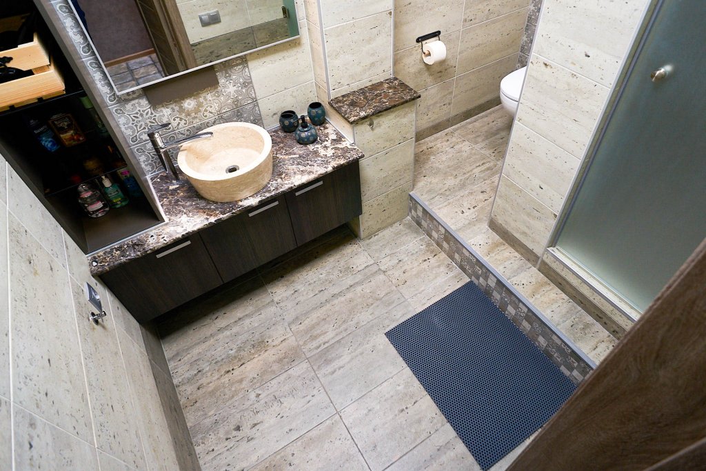 Омск: Апартаменты Loft Delux on Maslenikova 78
