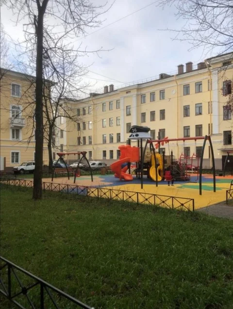 Кронштадт: Квартира с видом на парк